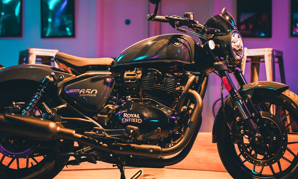 2025 Royal Enfield Shotgun