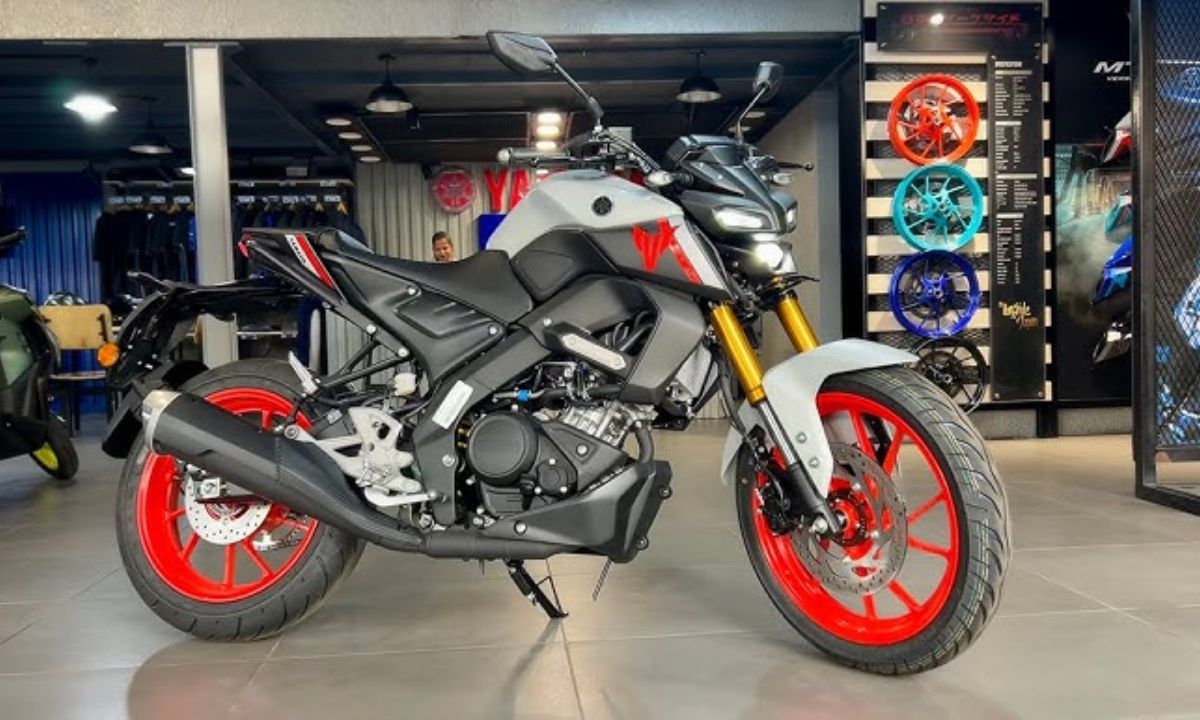 2025 Yamaha MT 15