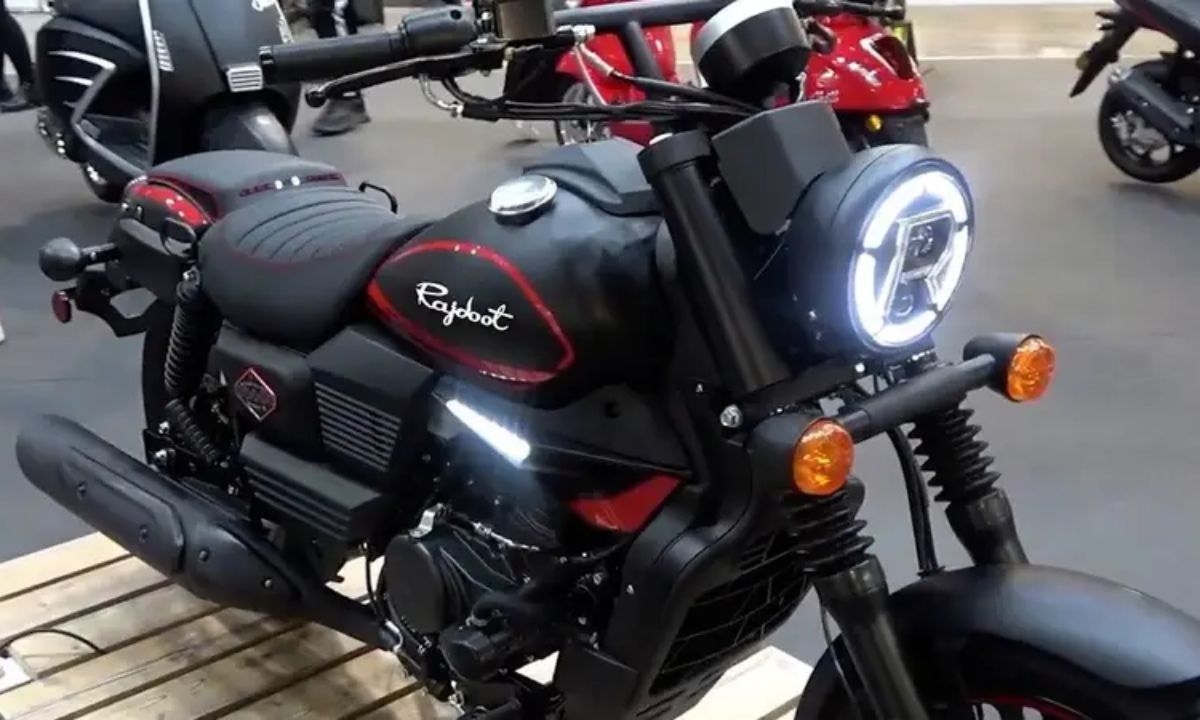 Bajaj Rajdoot 2025