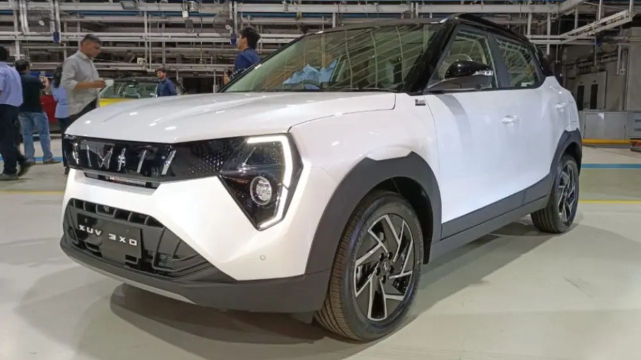 Mahindra XUV 3XO