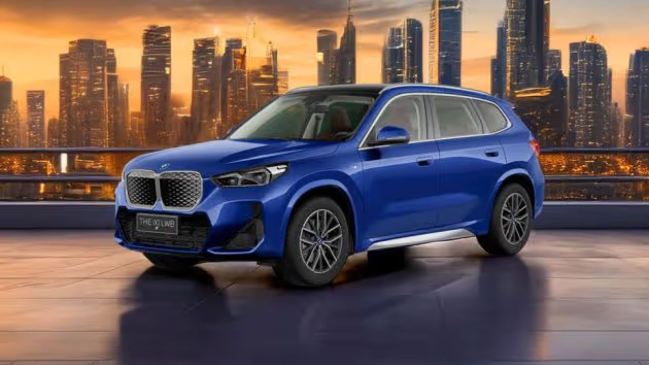 BMW iX1 LWB