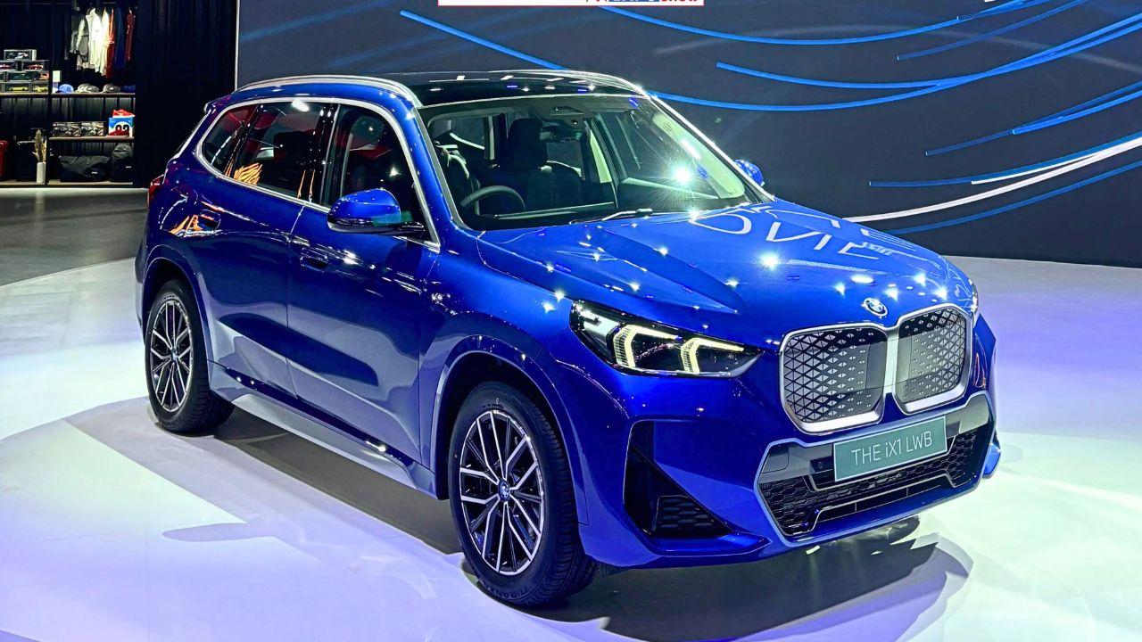 BMW iX1 LWB