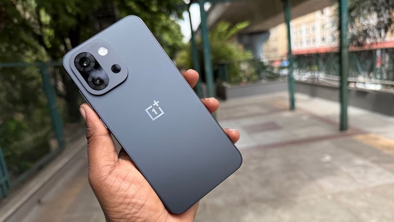 OnePlus 13s