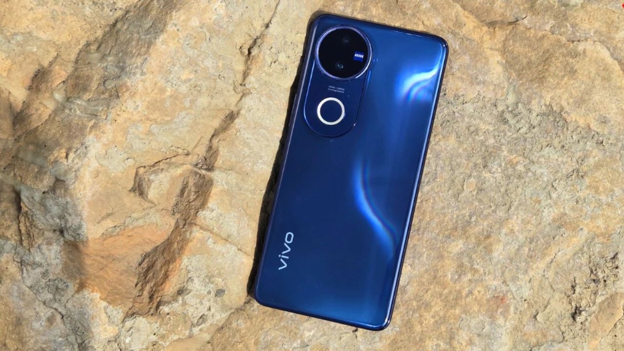 Vivo V50 Smartphone