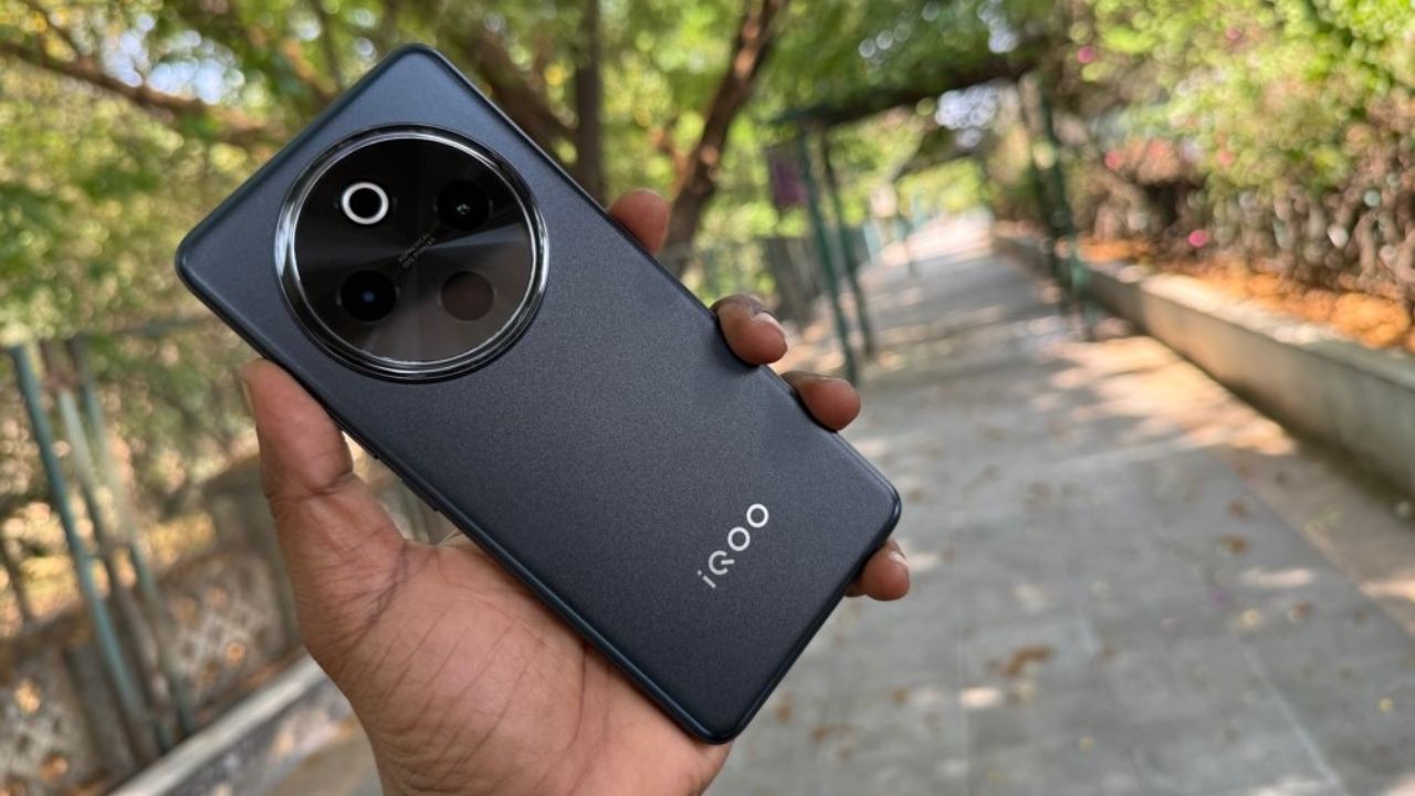 Iqoo Z10