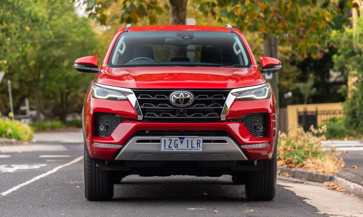 2025 Toyota Fortuner Facelift