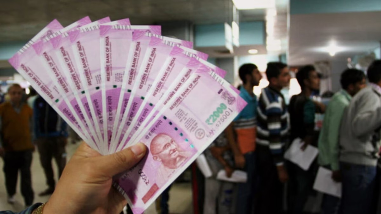 Rs 2000 Notes Updates